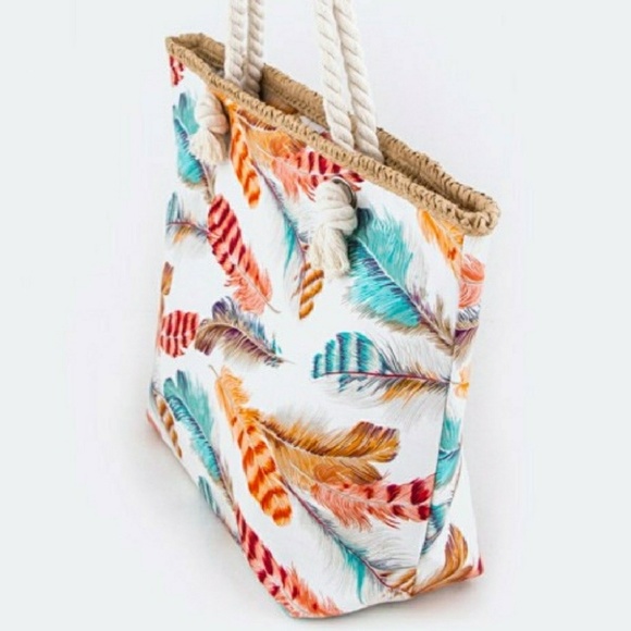 ☆Just In☆ Feather Tote🌞 - Picture 2 of 5